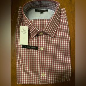 Banana Republic gorgeous dress shirt. Perfect color for the holidays !
